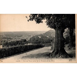 CPA Laon vue sur Vaux prise de la Promenade du Nord ND Phot
