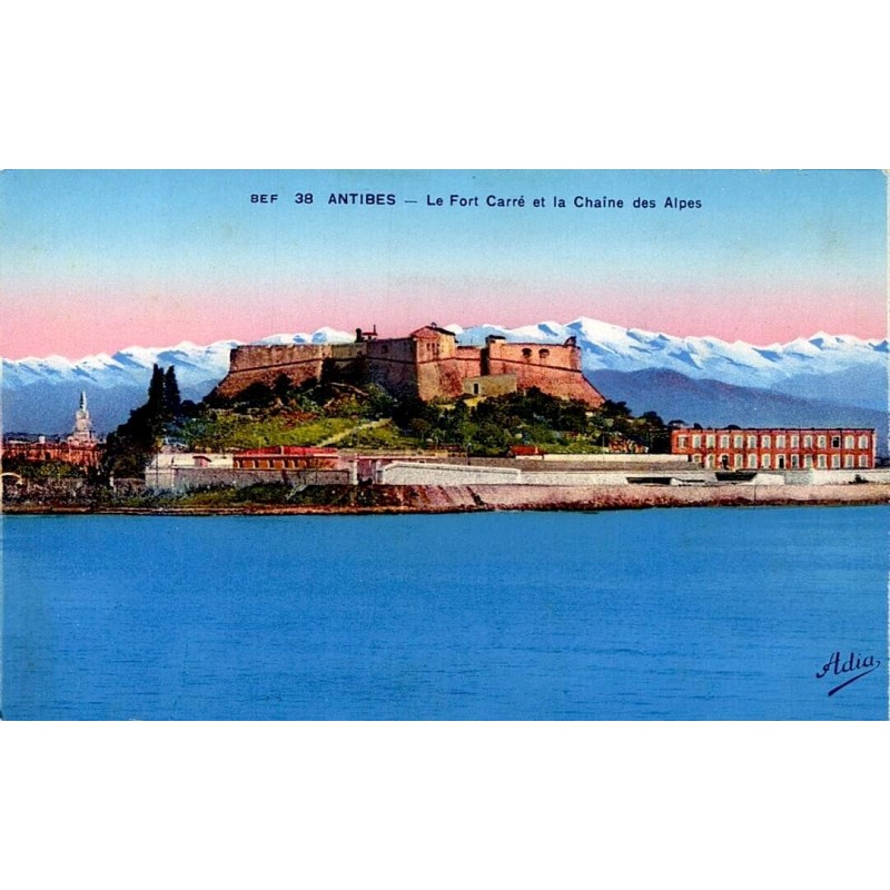 CPSM Antibes Fort Carré avec Méditerranée et chaîne des Alpes enneigée