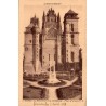 CPSM Rodez Aveyron monument place d’Armes et cathédrale Notre-Dame vers 1940
