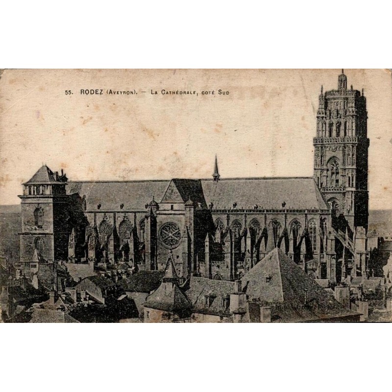 CPA Rodez Aveyron cathédrale Notre-Dame côté sud et anciennes toitures