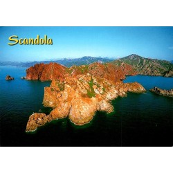 CPM Scandola Corse île de Gargalo et falaises rocheuses vues depuis les airs