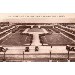 CPSM Deauville Plage Fleurie jardins fleuris bains et automobiles anciennes