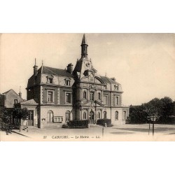 CPA Cabourg Calvados mairie et place au début du XXe siècle