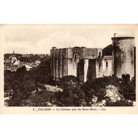 CPA Falaise château vu du Mont-Mirat dans le Calvados