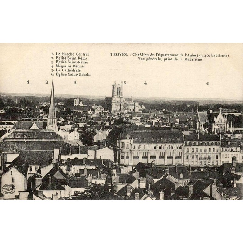 CPA Troyes Aube vue générale avec cathédrale, églises et Magasins Réunis