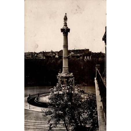 CPSM Marseille place Cantini et fontaine Castellane monumentale
