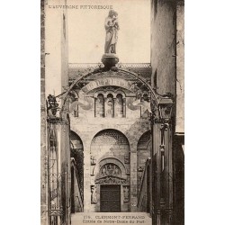 178 - CLERMONT FERRAND - Entrée de Notre Dame du Port