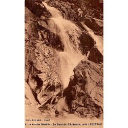 CPA Liginiac Saut de l’Artaude, cascade et rochers en Corrèze