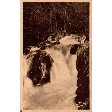 CPSM Gimel-les-Cascades, les Cascadelles et eaux vives de la Montane en Corrèze
