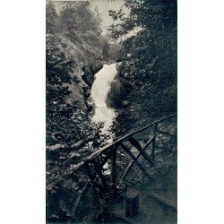 CPA Gimel Parc Vuillier, chemin descendant vers La Redole en Corrèze