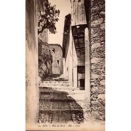 CPA Èze Rue du Brec, ruelle ancienne du village dans les Alpes-Maritimes