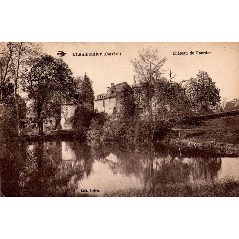 CPA Chamboulive Château de Gourdon et pièce d’eau en Corrèze