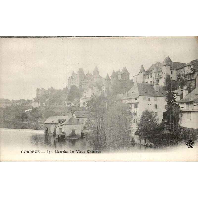 CPSM Uzerche Corrèze, les Vieux Châteaux dominant la Vézère
