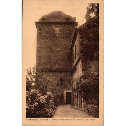 CPA Obazine Aubazine en Corrèze abbaye cistercienne du XIIe siècle et donjon