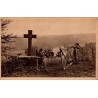 CPSM Astaillac hauteurs avec croix, chèvre et vue sur la vallée de la Dordogne