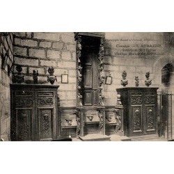 CPA Aubazine intérieur de l'église et anciennes stalles en bois sculpté