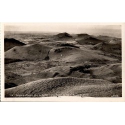 172 - Volcans éteints vu du balcon de l'observatoire du puy de Dôme