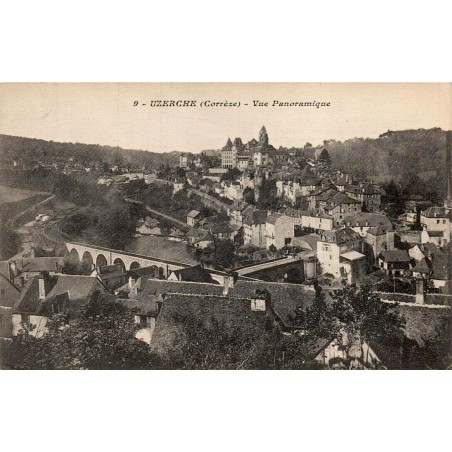 CPA Uzerche vue panoramique, église Saint-Pierre et viaduc en Corrèze