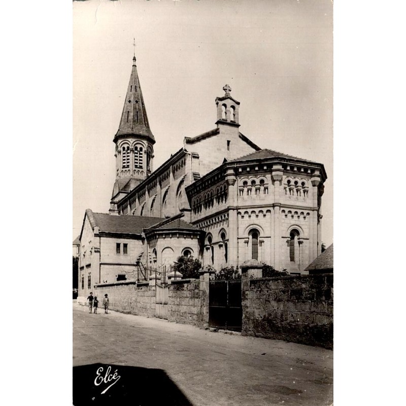 CPSM Brive-la-Gaillarde église Saint-Sernin et son clocher en Corrèze