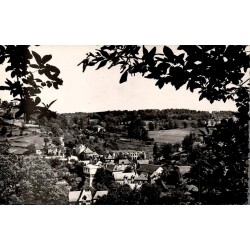 CPSM Gimel-les-Cascades vue panoramique du bourg en Corrèze