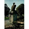 CPSM Ussel en Corrèze, Aigle Romain sur son socle, carte postale Mexichrome
