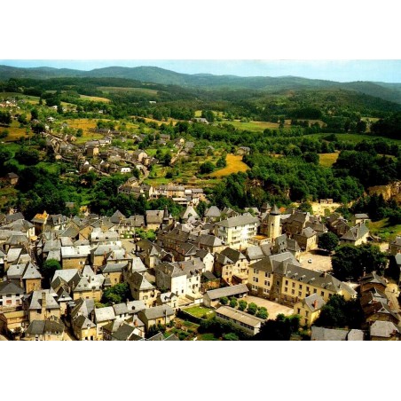 CPM Treignac Corrèze vue générale aérienne de la cité et de ses toits d'ardoise en 1988