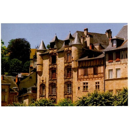 CPM Tulle Corrèze façade de la Maison Loyac et ses tourelles