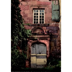 CPSM Collonges-la-Rouge porte Renaissance en grès rouge Corrèze