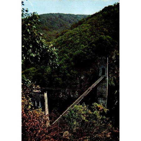 CPSM Lapleau viaduc des Rochers Noirs dans les gorges boisées de la Luzège en Corrèze