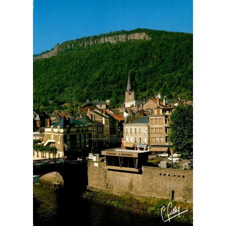 CPM Bort-les-Orgues centre-ville, Dordogne et falaise des Orgues en Corrèze