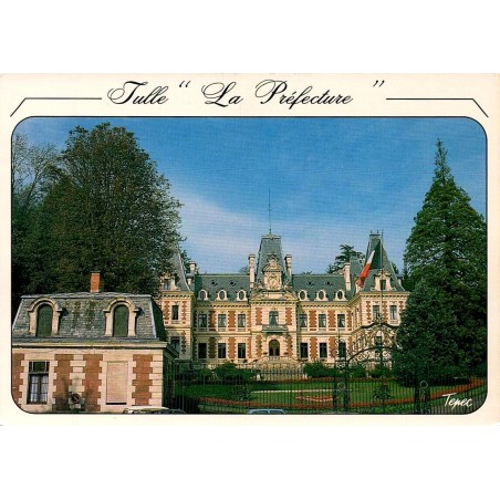 CPM Tulle Préfecture de la Corrèze, façade et grille d'entrée