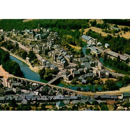 CPSM Uzerche vue aérienne de la cité, boucle de la Vézère et viaducs en Corrèze