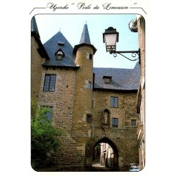 CPM Uzerche porte Bécharie du XIVe siècle et tourelle, Corrèze