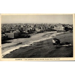BIARRITZ - Vue Générale de la Grande Plage prise du Phare