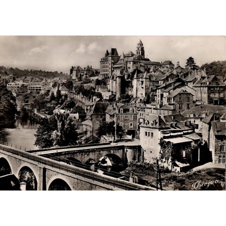 CPSM Uzerche vue générale de la cité, Vézère et ponts en Corrèze