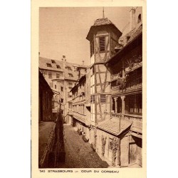 Carte postale ancienne de la Cour du Corbeau à Strasbourg