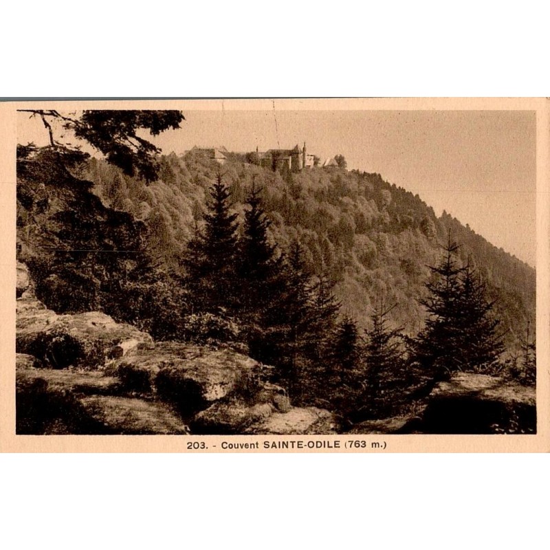 Carte postale ancienne du couvent de Sainte-Odile à 763 m