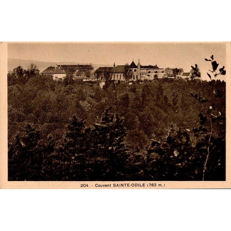 Carte postale ancienne du couvent de Sainte-Odile à 763 m d’altitude dans les Vosges