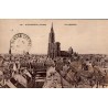 Carte postale ancienne de Strasbourg en Alsace montrant une vue générale panoramique de la ville
