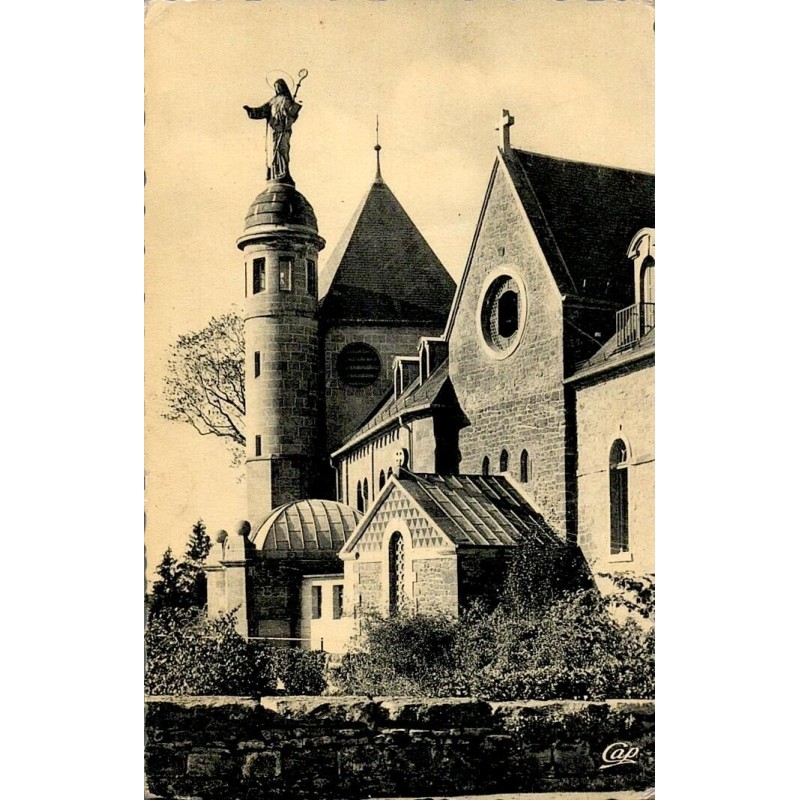 Carte postale ancienne du Mont Sainte-Odile montrant la nouvelle tour dominant l’Alsace