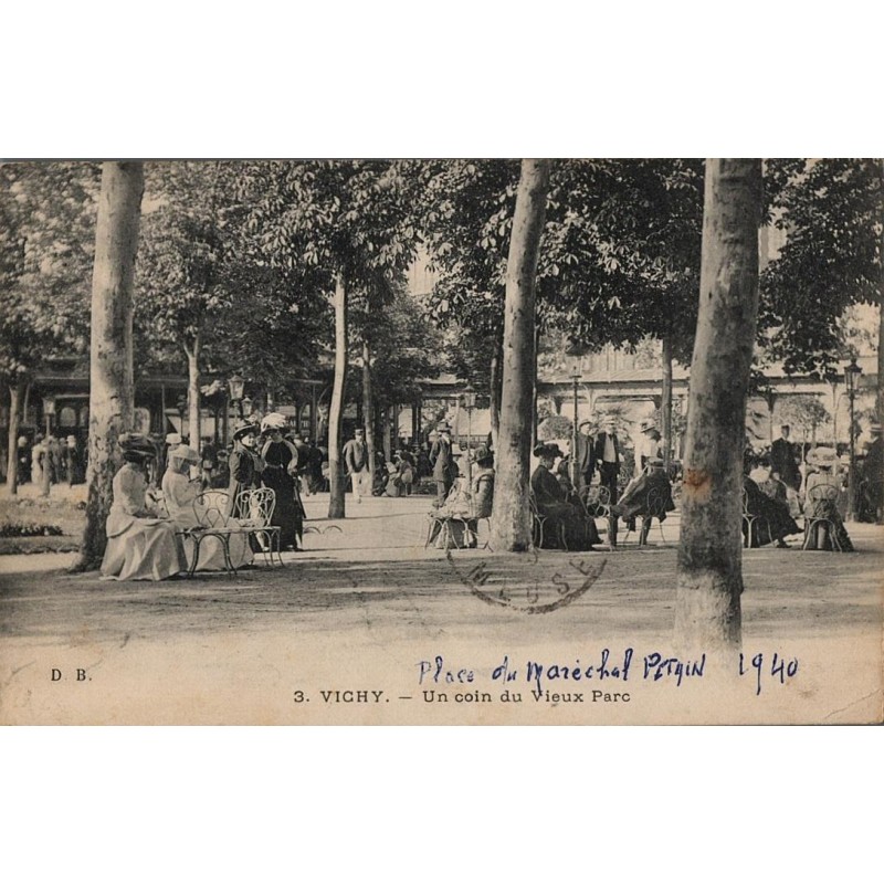 Carte postale ancienne – Vichy, un coin du Vieux Parc