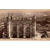 Carte postale ancienne de Lyon montrant Notre-Dame de Fourvière vue depuis la tour métallique