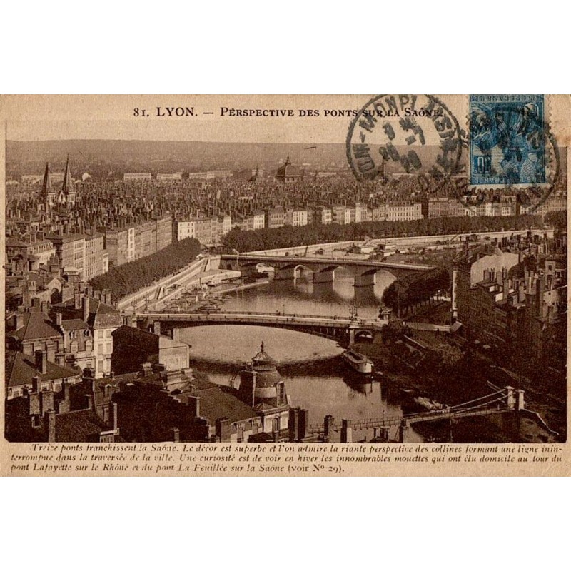 Carte postale ancienne de Lyon montrant la perspective des ponts sur la Saône