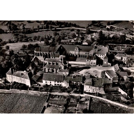 Carte postale ancienne de l’église romane du Petit Séminaire Saint-Hugues à Semur-en-Brionnais