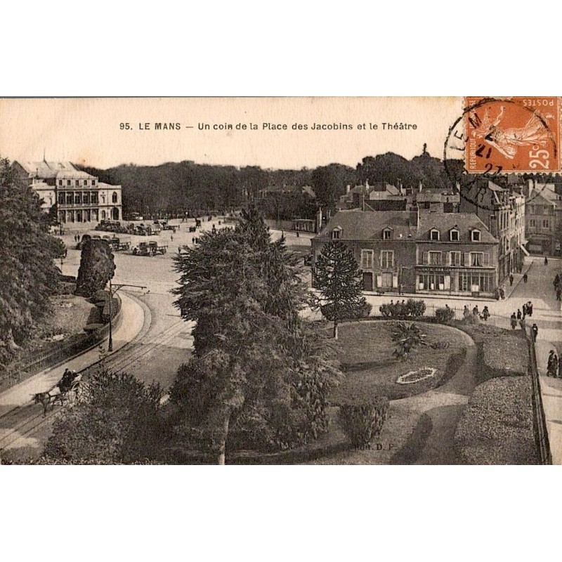 Carte postale ancienne du Mans montrant la Place des Jacobins et le Théâtre