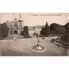 Carte postale ancienne du Mans montrant une vue partielle de la Place de la Préfecture