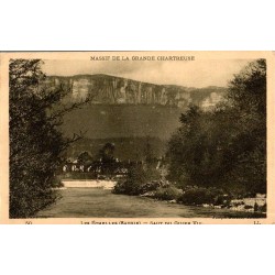 Carte postale ancienne des Échelles en Savoie montrant le Saut du Guiers Vif dans le massif de la Grande Chartreuse