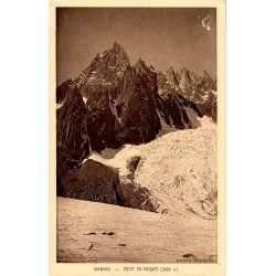 Carte postale ancienne de Chamonix montrant la Dent du Requin à 3422 m dans un paysage alpin