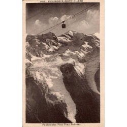 Carte postale ancienne de Chamonix montrant la Dent du Requin à 3422 m dans un paysage alpin