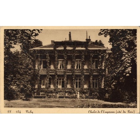 Carte postale ancienne – Chalet de l’Empereur, vue côté parc – Vichy (Allier)